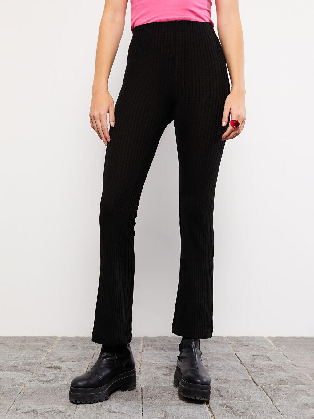 Women's Standard Fit Plain Trousers-3