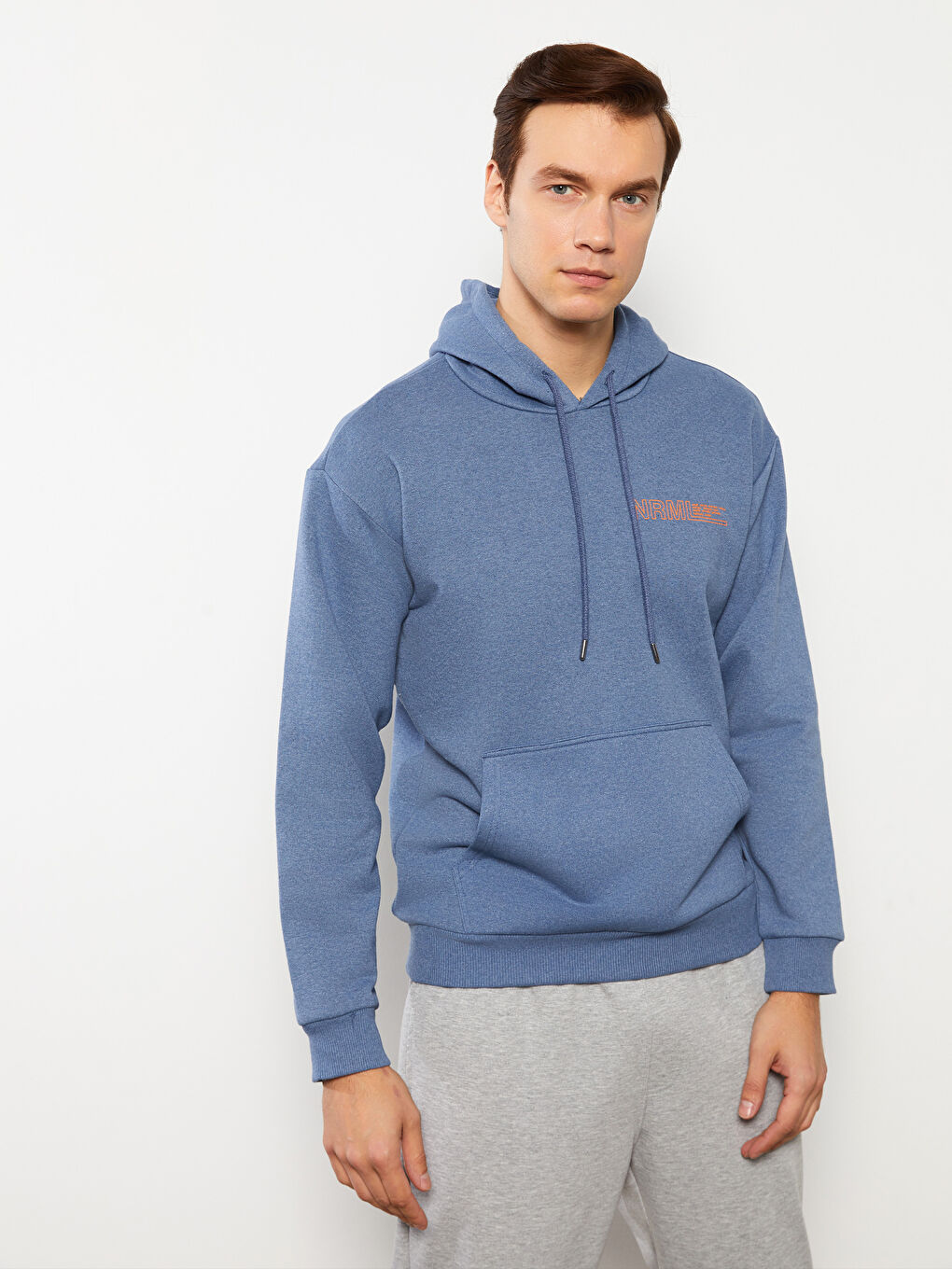 LCW ECO Mavi Uzun Kollu Baskılı Erkek Hoodie - 1