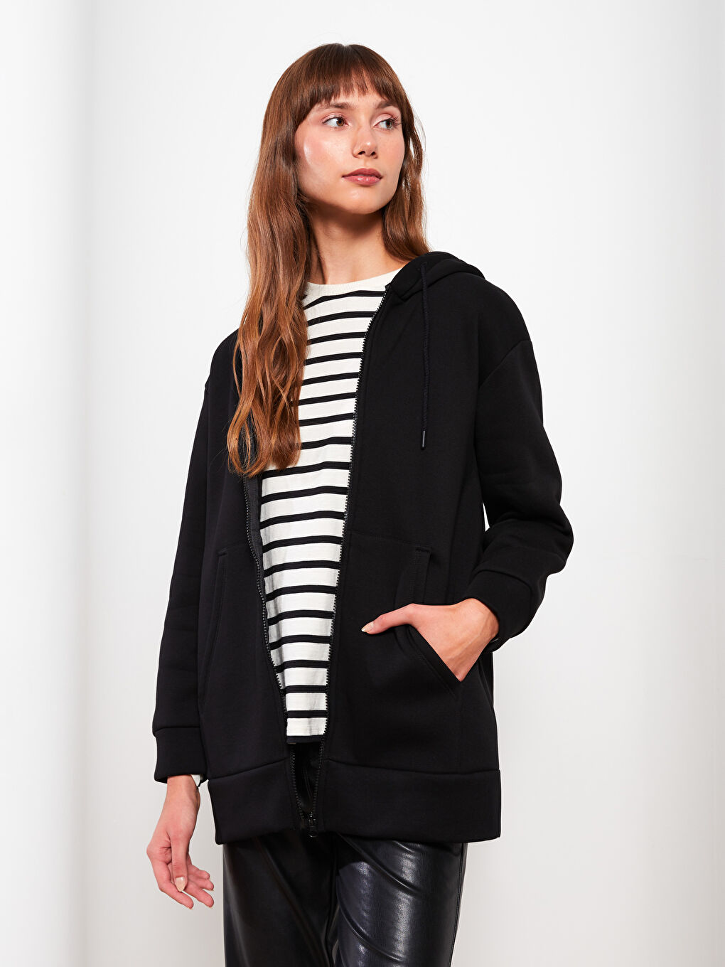 Siyah Kapüşonlu Oversize Kadın Kalın Fermuarlı Sweatshirt-1