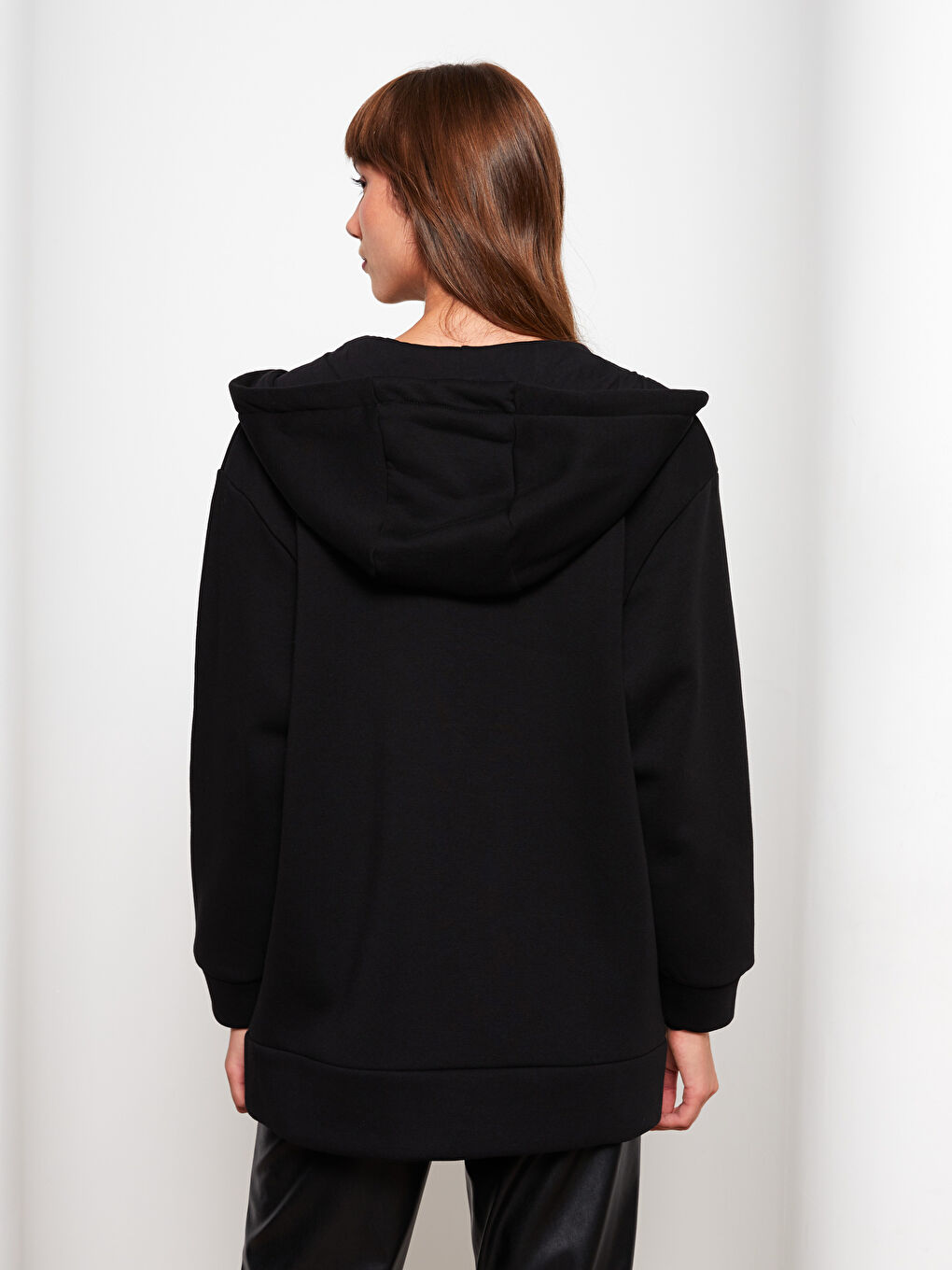 Siyah Kapüşonlu Oversize Kadın Kalın Fermuarlı Sweatshirt-4