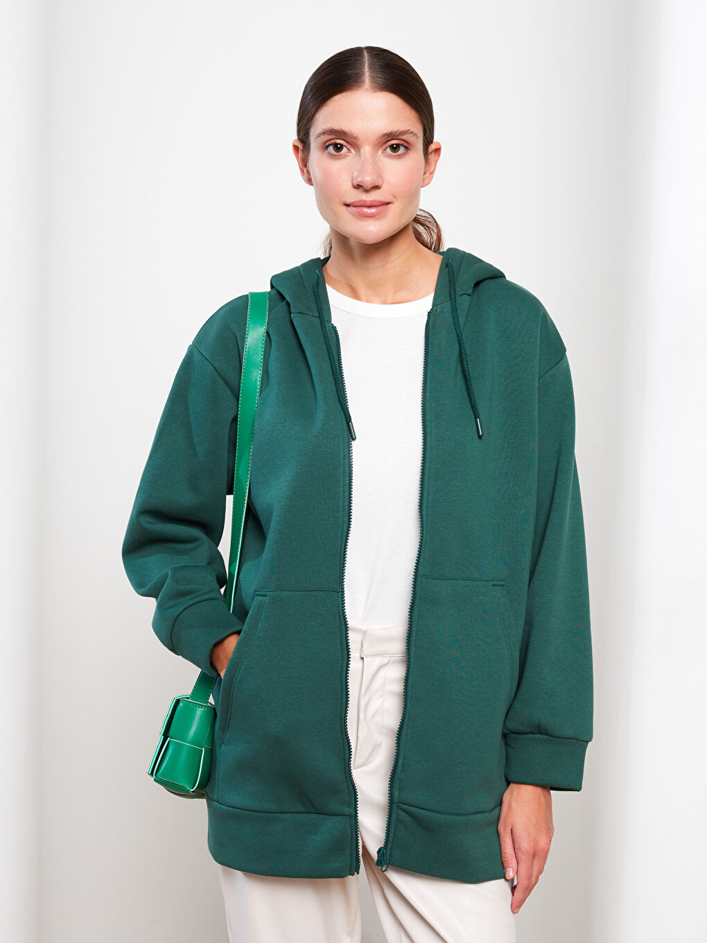 Yeşil Kapüşonlu Oversize Kadın Kalın Fermuarlı Sweatshirt-1