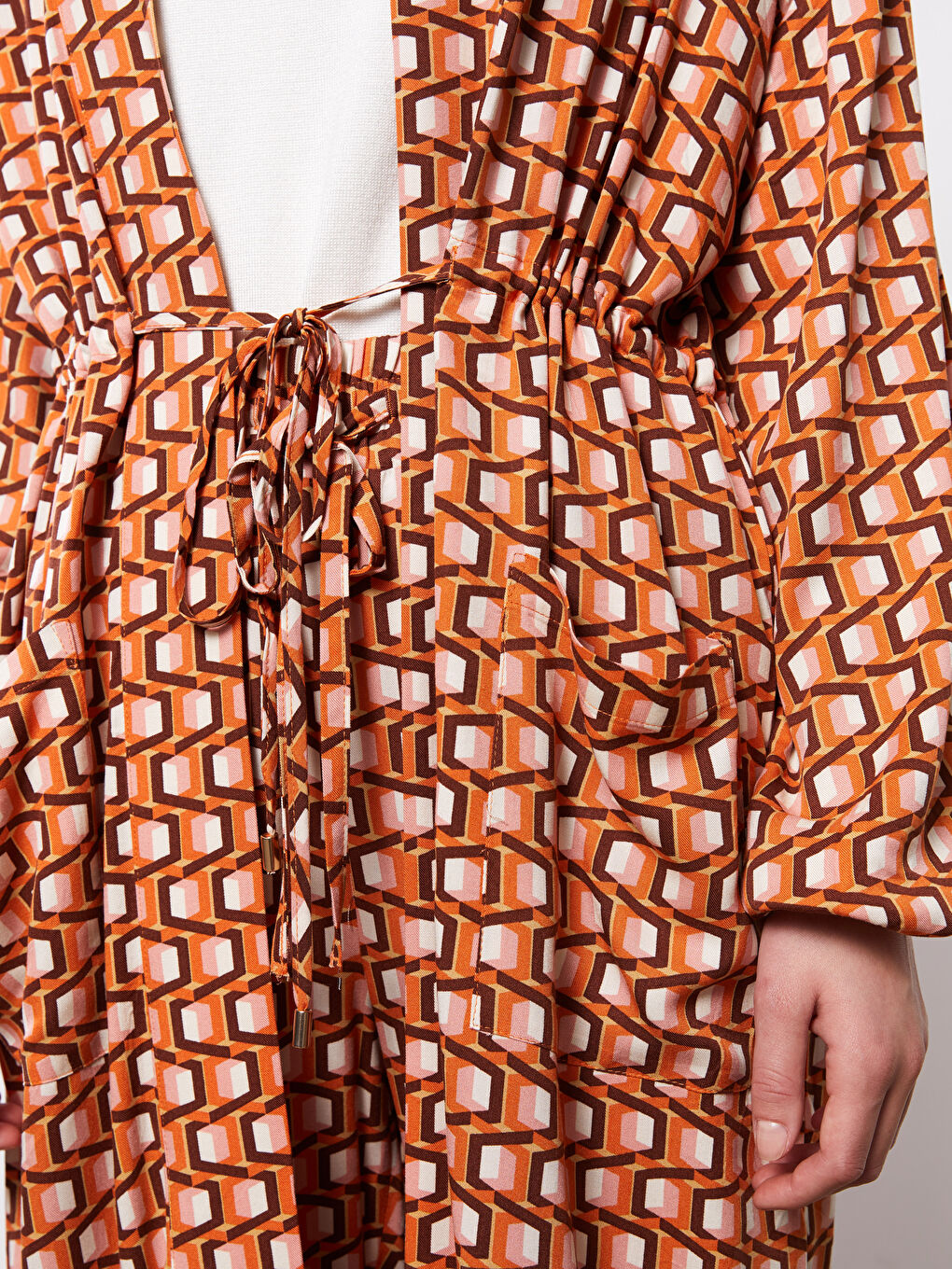 Turuncu Şal Yaka Desenli Uzun Kollu Kadın Kimono-6