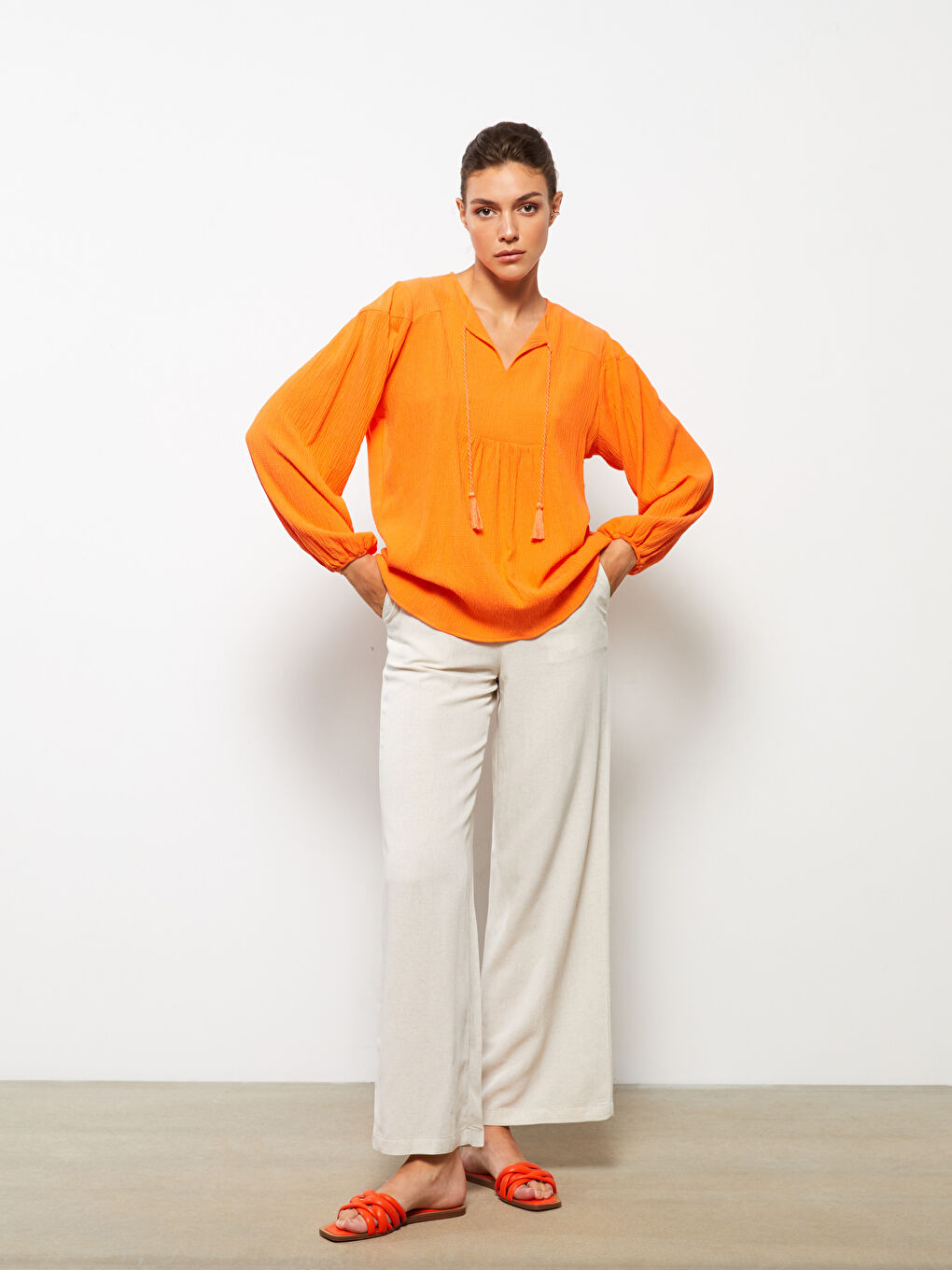 Turuncu Bağlamalı Yaka Düz Uzun Kollu Krep Kadın Bluz