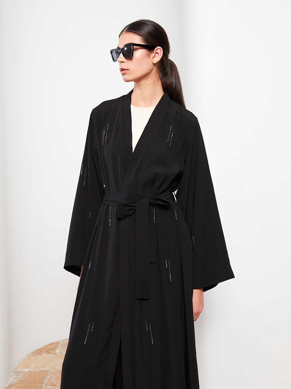 Siyah Şal Yaka Taşlı Uzun Kollu Kadın Kimono-2