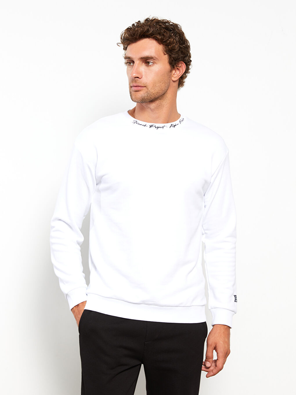 Crew Neck Long Sleeve Printed Men's Sweatshirt-1