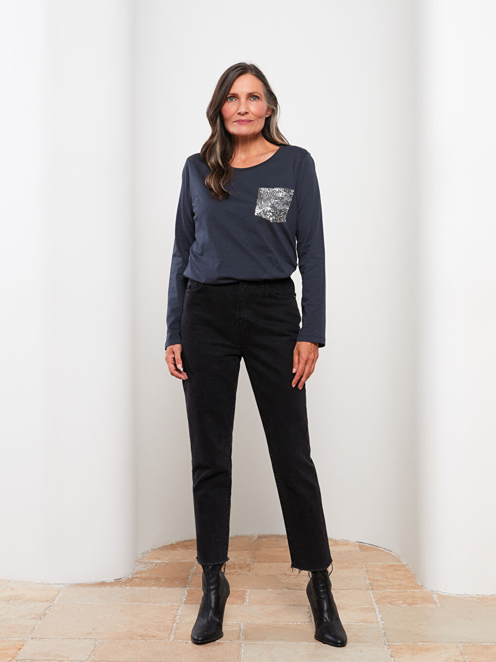 LCW ECO Crew Neck Sequined Long Sleeve Cotton Women's T-shirt -W2EP76Z8-R4C