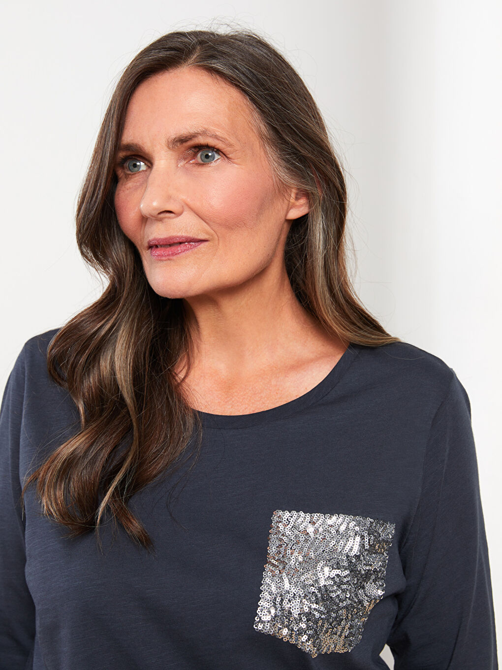 LCW ECO Crew Neck Sequined Long Sleeve Cotton Women's T-shirt -W2EP76Z8-R4C