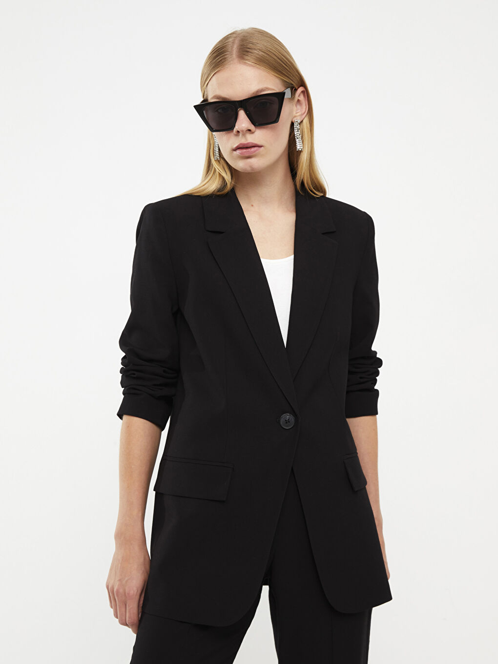 جاكيت للسيدات بأزرار أمامية وكم طويل مستقيم-1