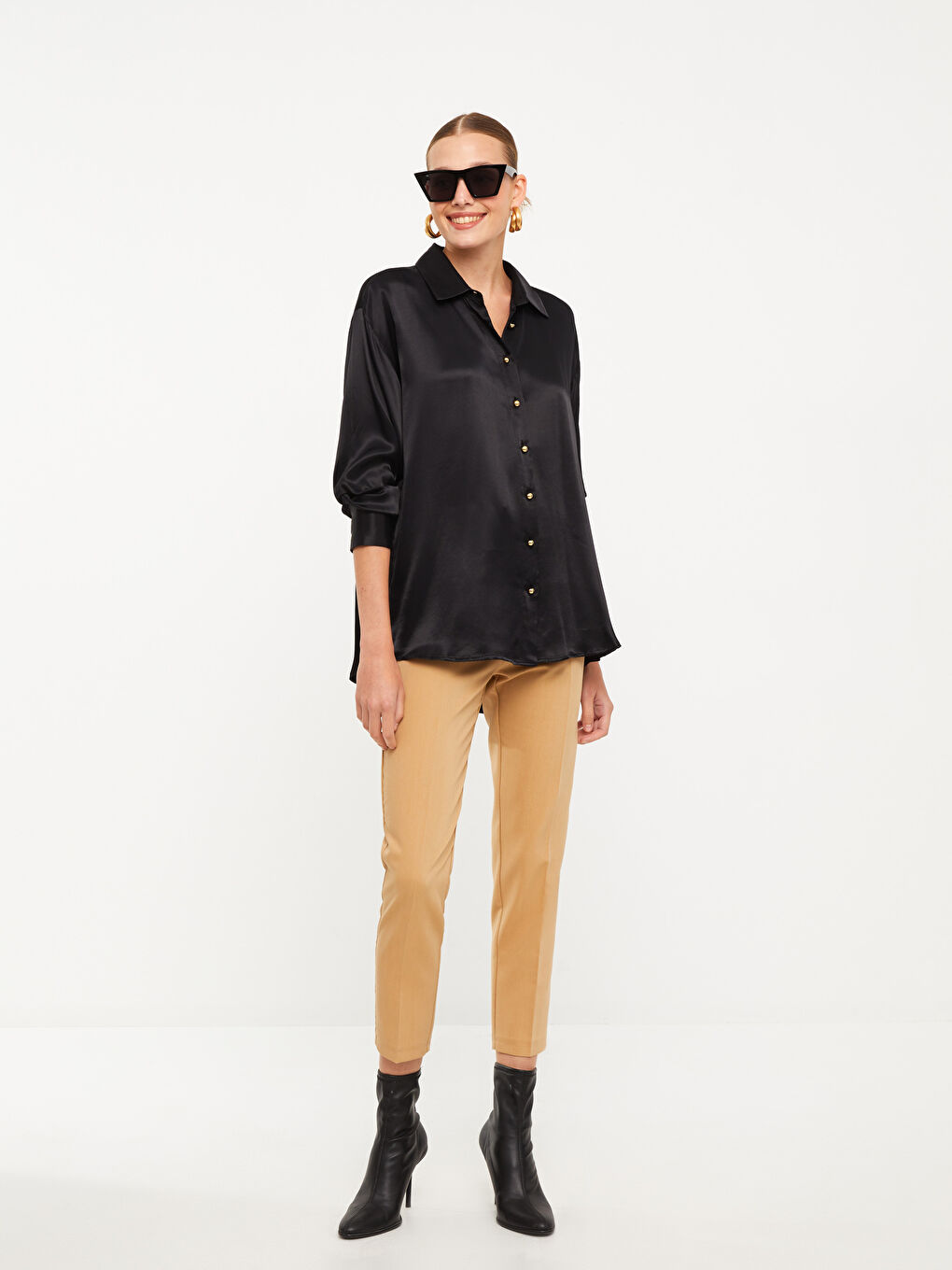 قميص نساء ساتان كم طويل عادي بأزرار-4