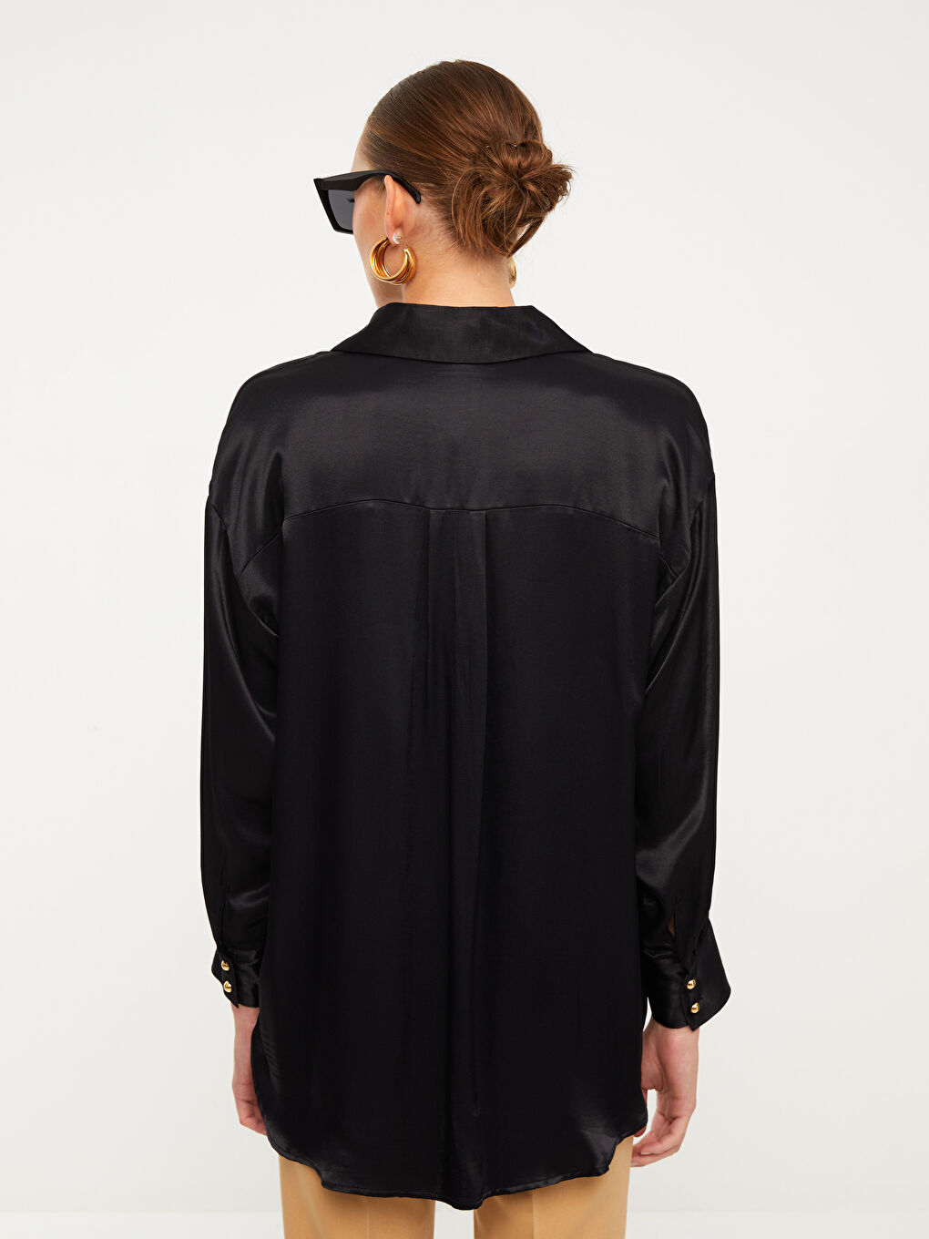 قميص نساء ساتان كم طويل عادي بأزرار-6