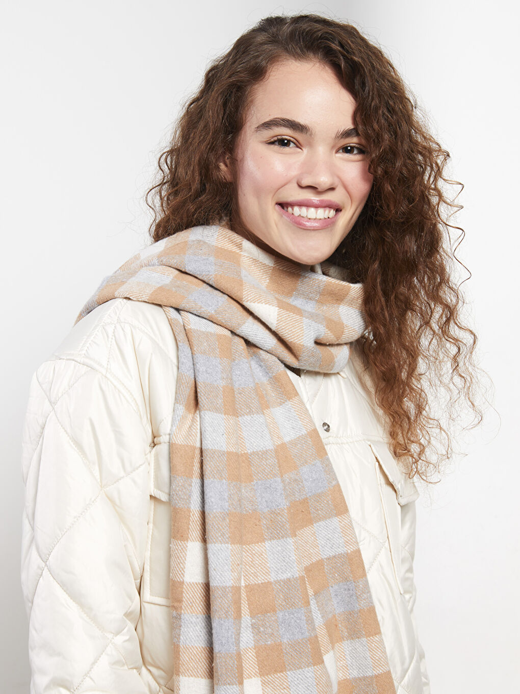 Bej Ekose Desenli Kadın Atkı-1