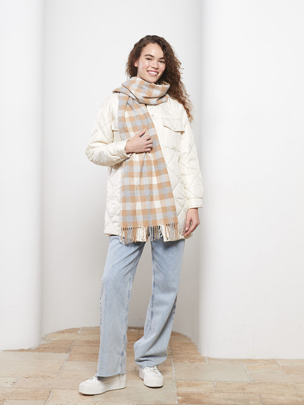 Bej Ekose Desenli Kadın Atkı-2