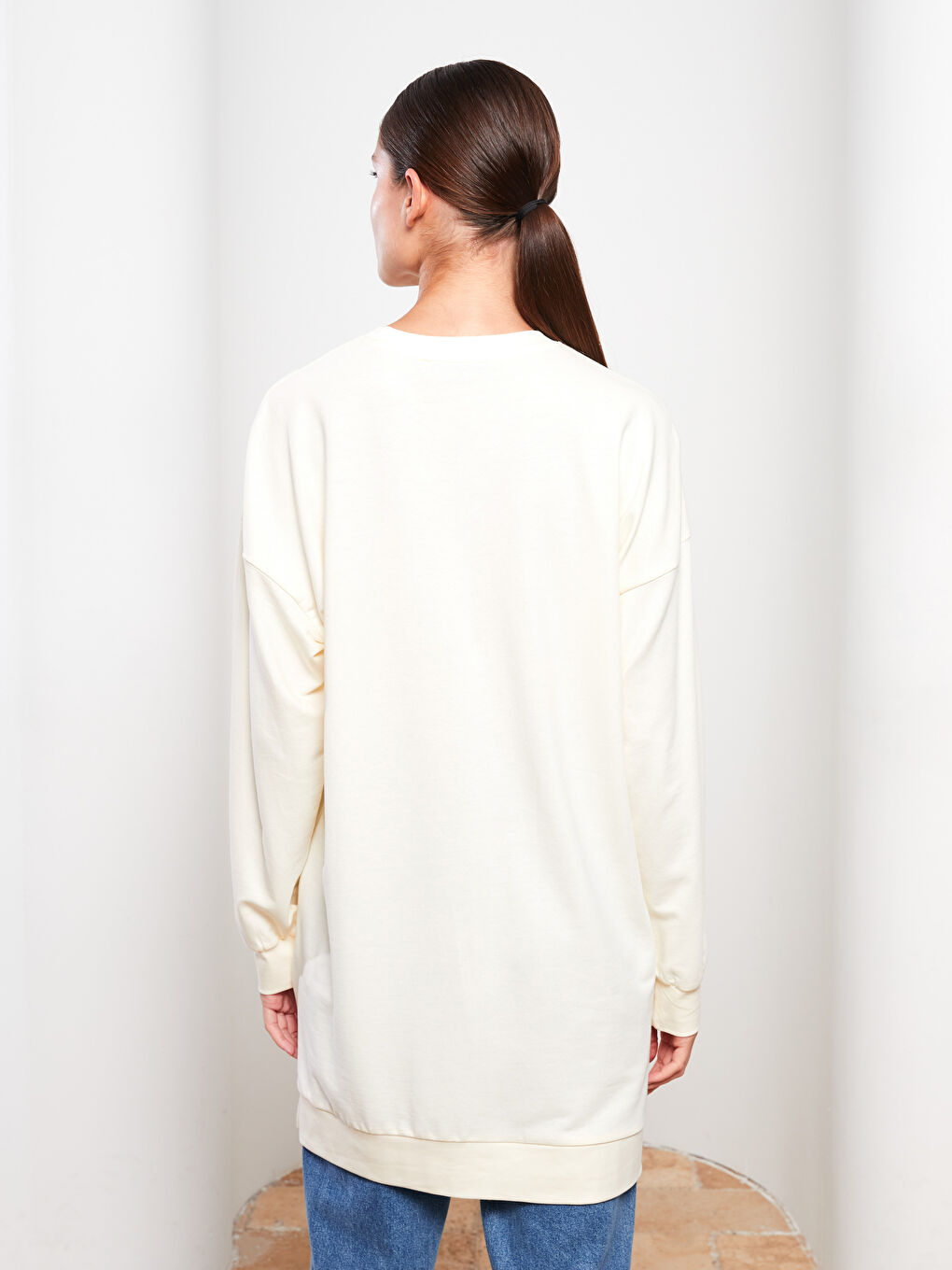 LCW Modest Bisiklet Yaka Baskılı Uzun Kollu Oversize Kadın Sweatshirt Tunik -W2ER27Z8-R9J