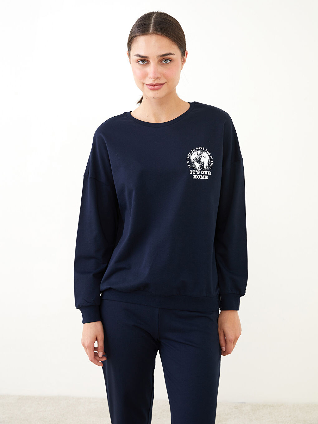 طقم بيجامة كم طويل ياقة دائرية مطبوع قطن للسيدات-2