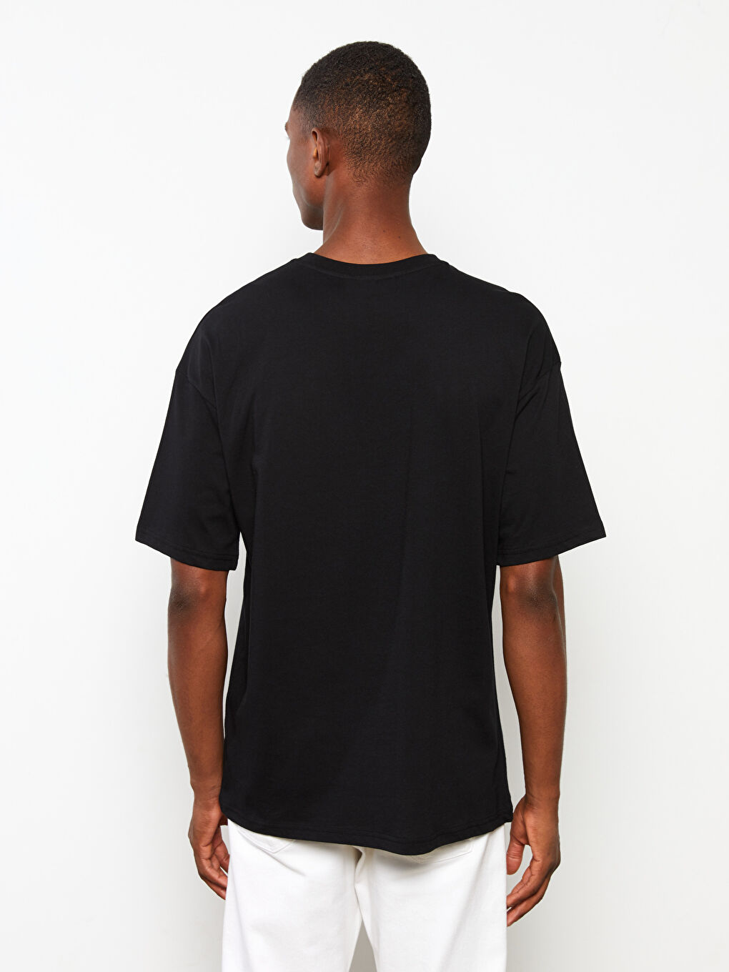 Siyah Bisiklet Yaka Kısa Kollu Baskılı Penye Erkek Tişört-4