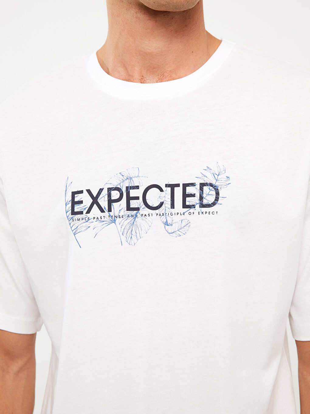 Beyaz Bisiklet Yaka Kısa Kollu Baskılı Penye Erkek Tişört-3