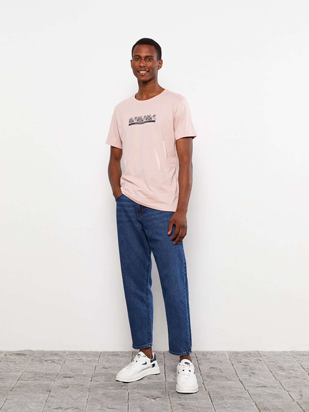 Pembe Bisiklet Yaka Kısa Kollu Baskılı Penye Erkek Tişört-2