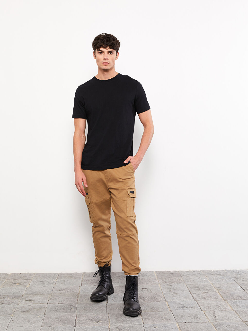 XSIDE Standard Fit Herren Jogginghose -W2ET40Z8-QTC