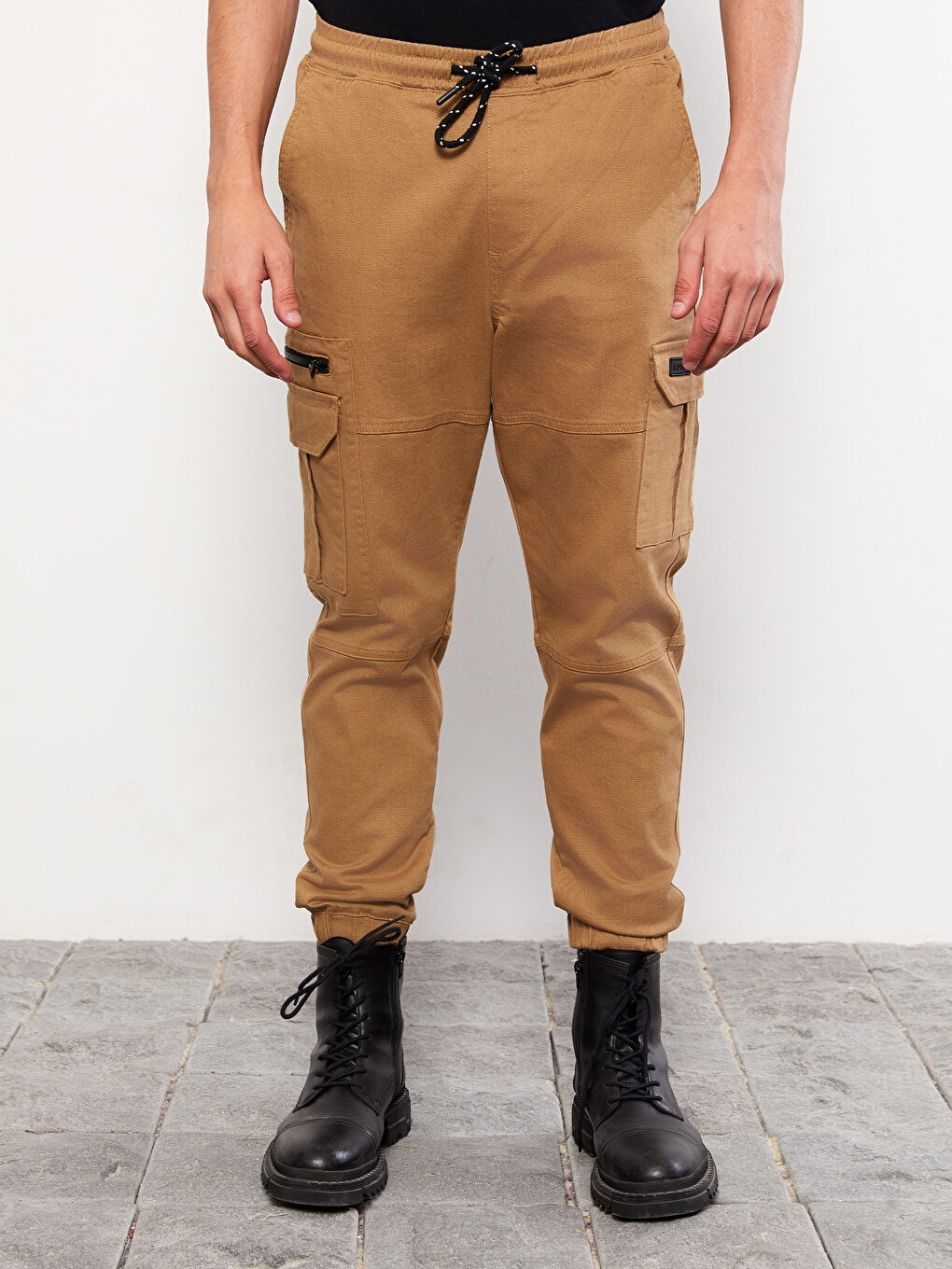 XSIDE Standard Fit Herren Jogginghose -W2ET40Z8-QTC