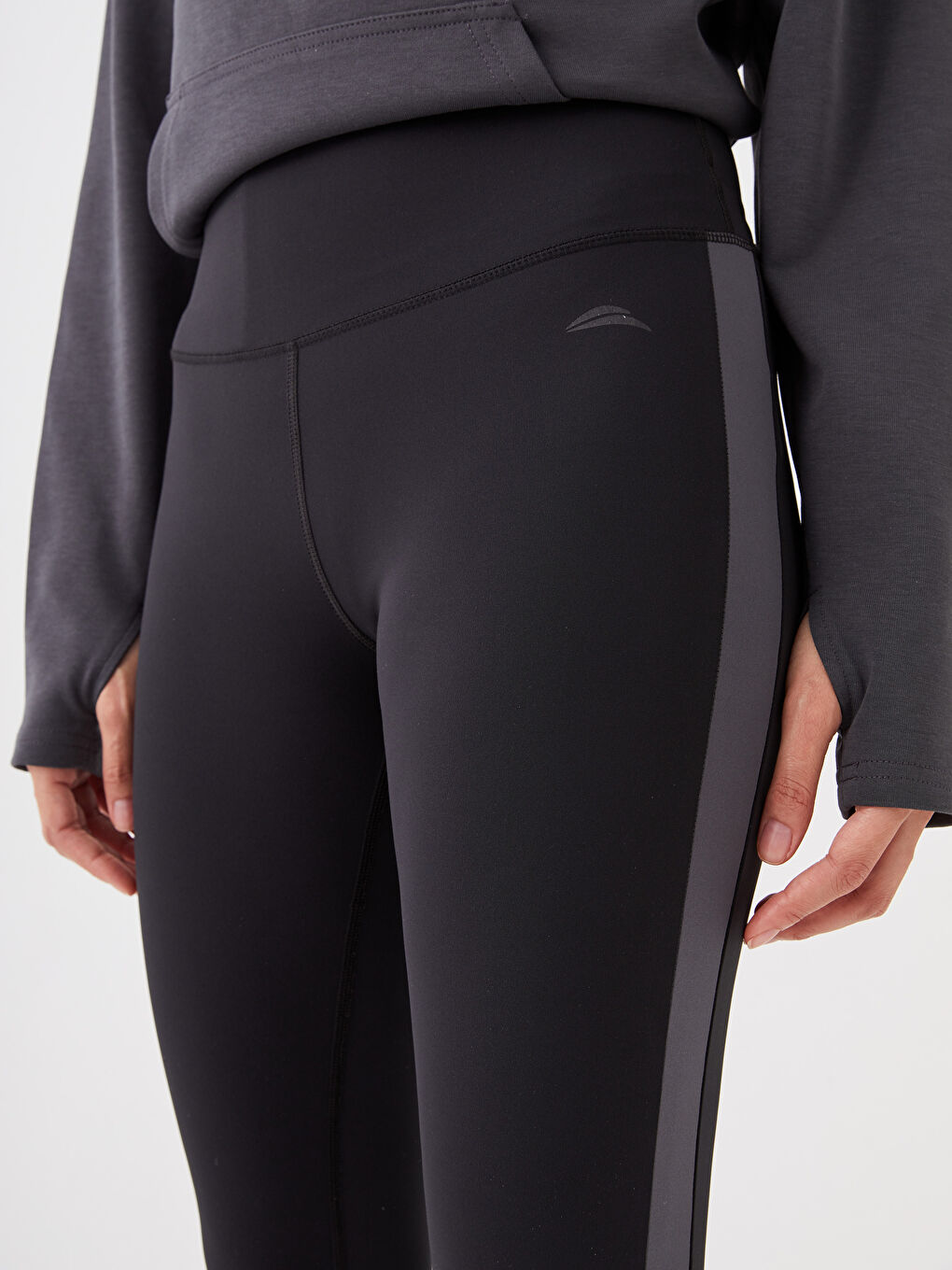 بنطلون طماق مطبوع بوسط مطاطي للسيدات-5