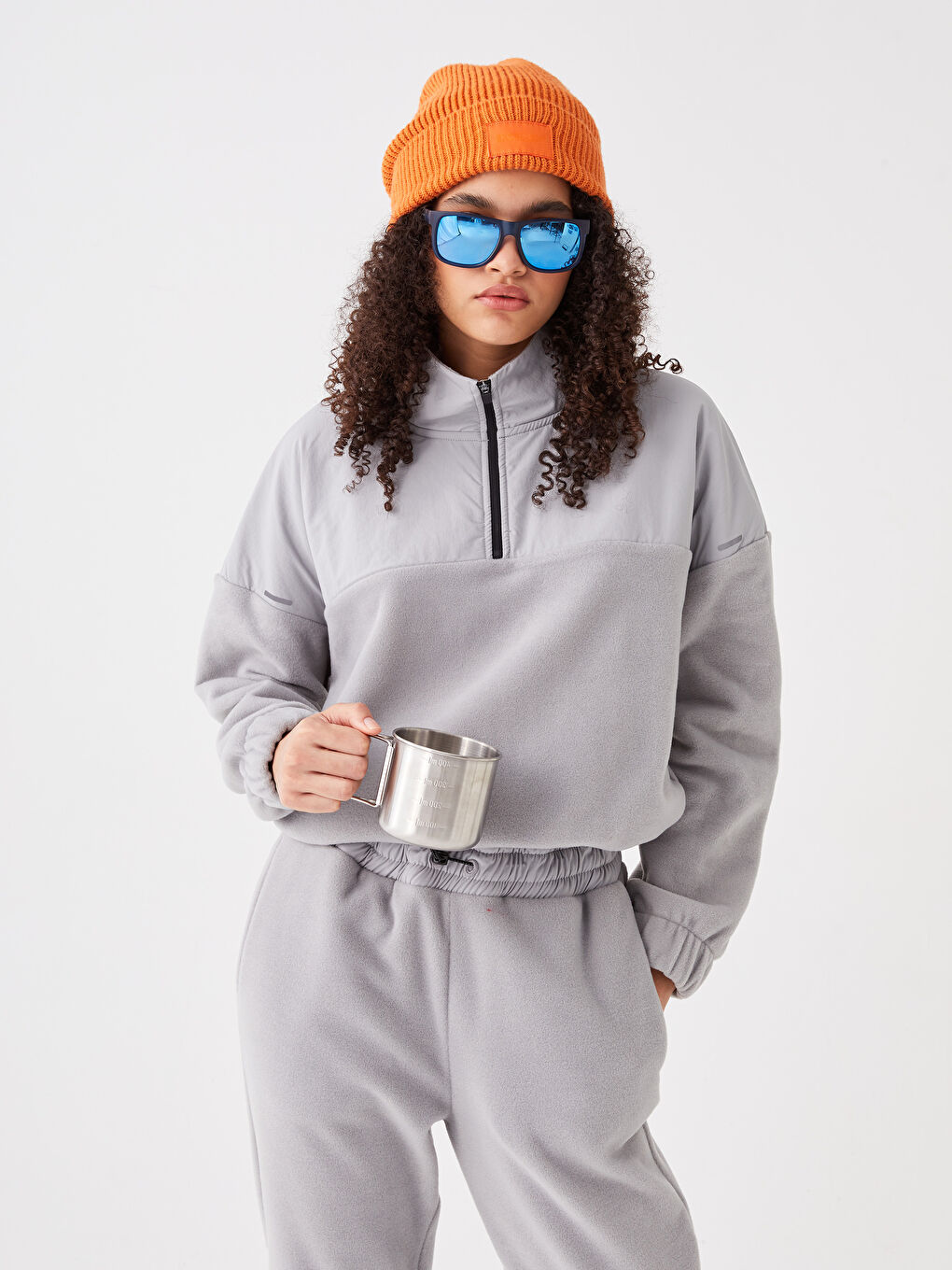 سويت شيرت صوف بأكمام طويلة وياقة واقفة للنساء-1