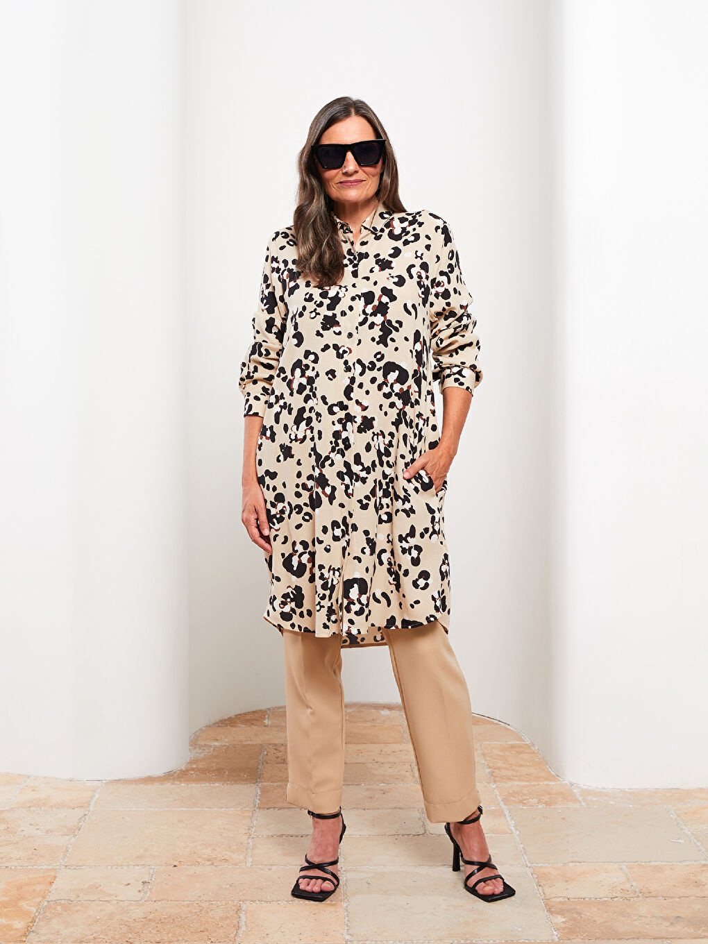 Bej Desenli Uzun Kollu Viskon Kadın Gömlek Tunik