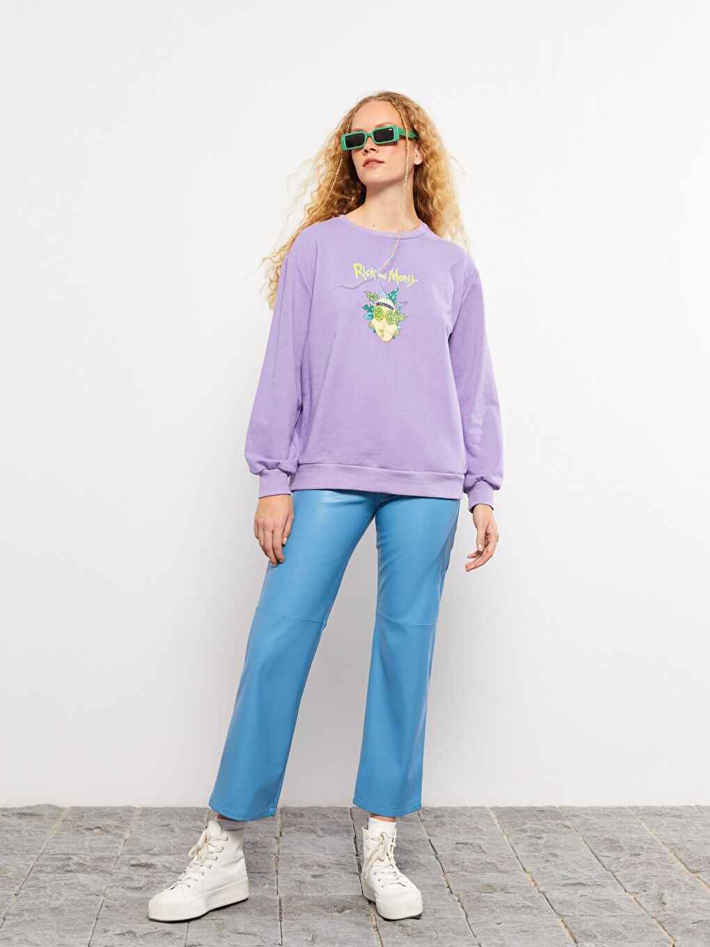 XSIDE Lila Bisiklet Yaka Rick and Morty Baskılı Uzun Kollu Kadın Sweatshirt