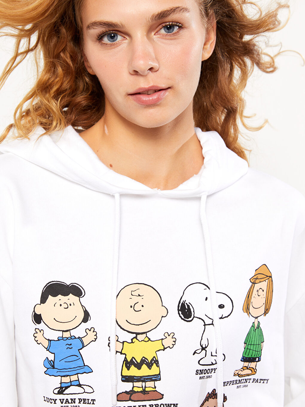 XSIDE Ekru Kapüşonlu Snoopy Baskılı Kadın Kalın Sweatshirt - 1