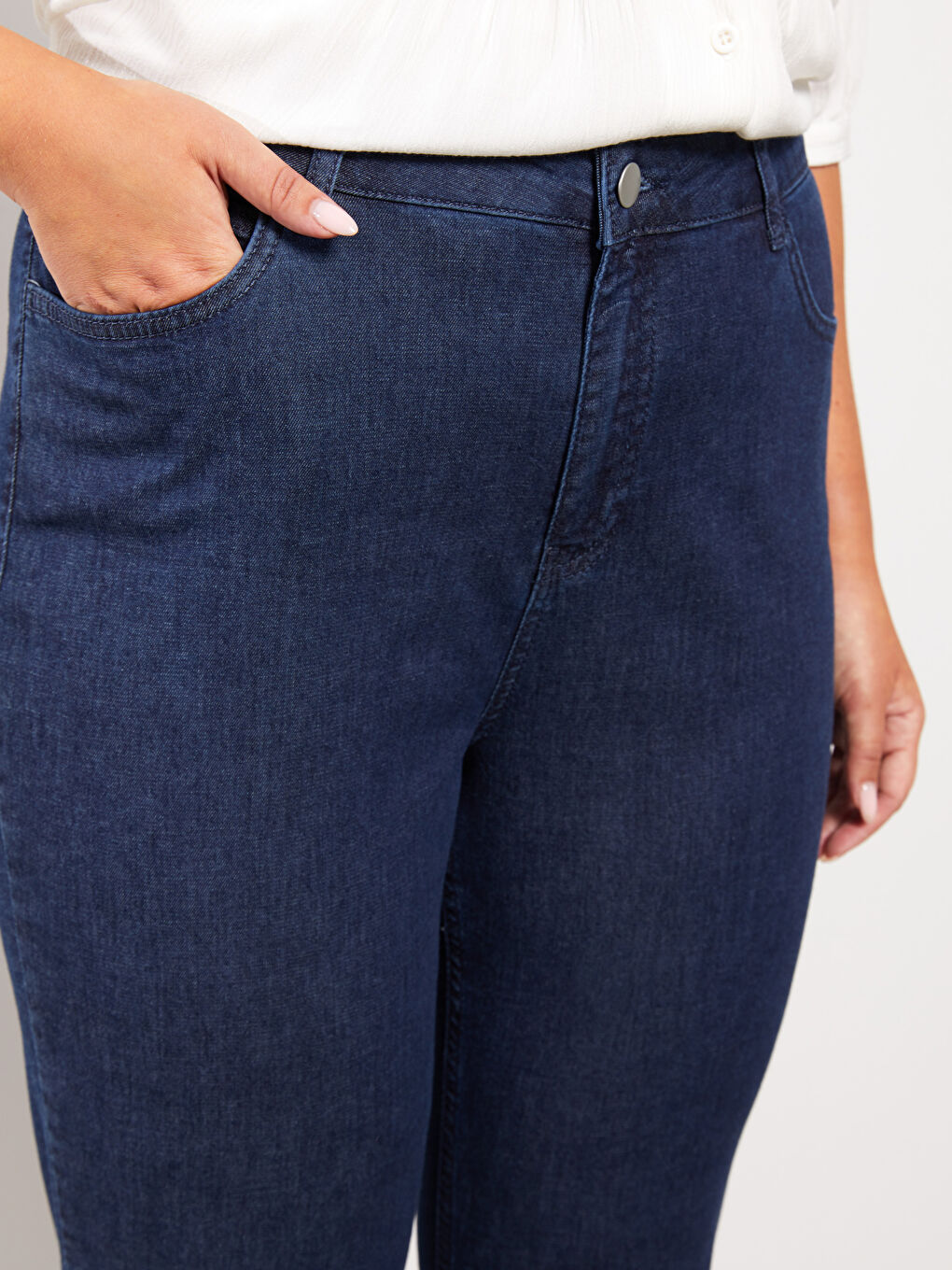 İndigo Kadın Büyük Beden Slim Mom Düz Jean Pantolon-2