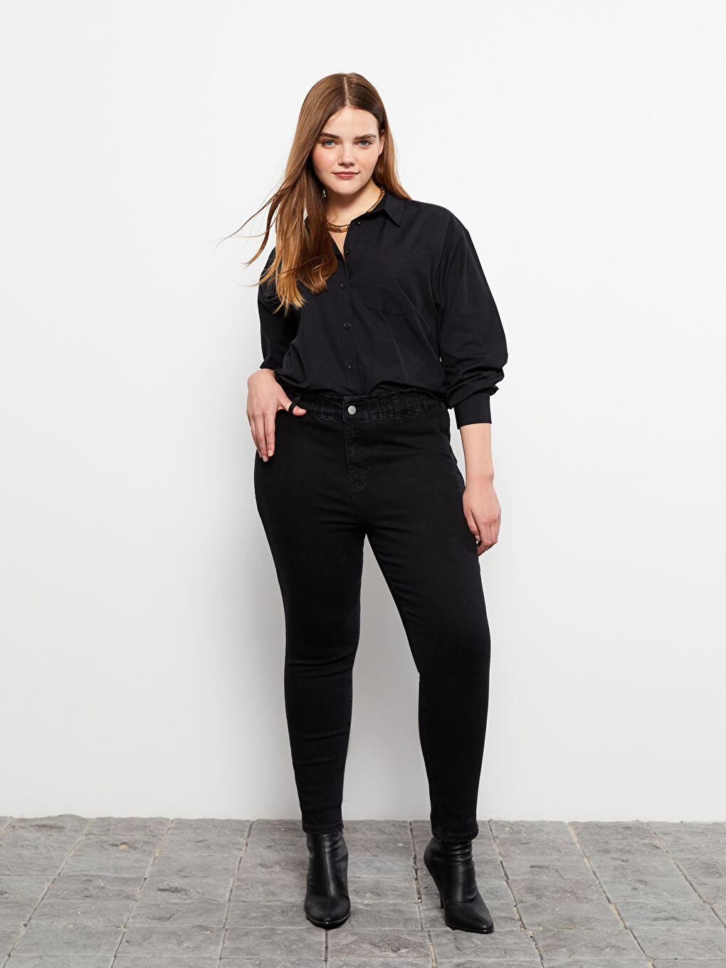 Antrasit Büyük Beden Mom Fit Düz Cep Detaylı Rodeo Kadın Jean Pantolon