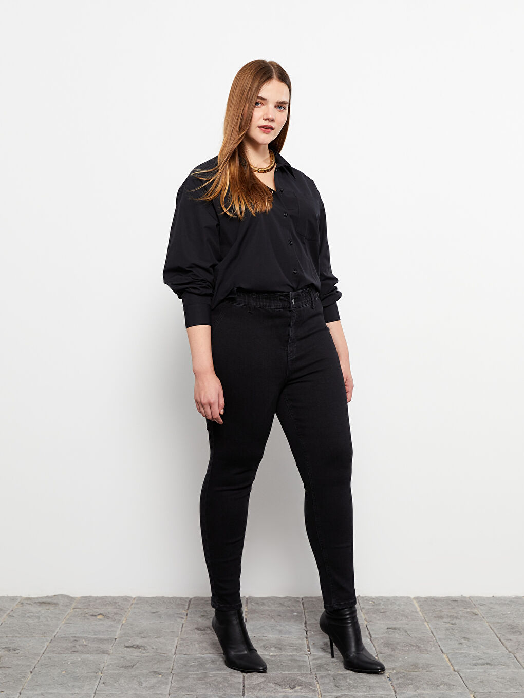 Antrasit Büyük Beden Mom Fit Düz Cep Detaylı Rodeo Kadın Jean Pantolon-1