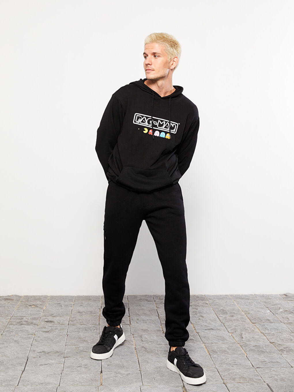 بنطلون رياضي رجالي تخين بقصة عادية