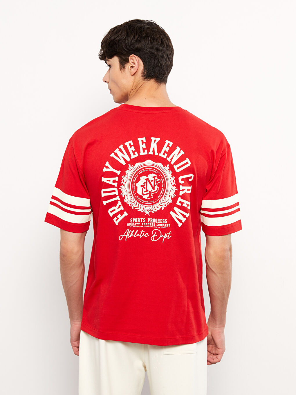 T-shirt pour hommes en coton peigné imprimé à manches courtes et col rond-4