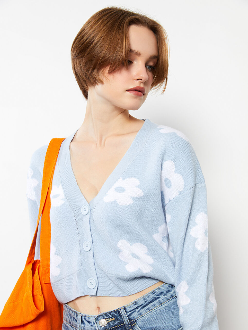 Mavi V Yaka Çiçekli Uzun Kollu Kadın Triko Hırka-2