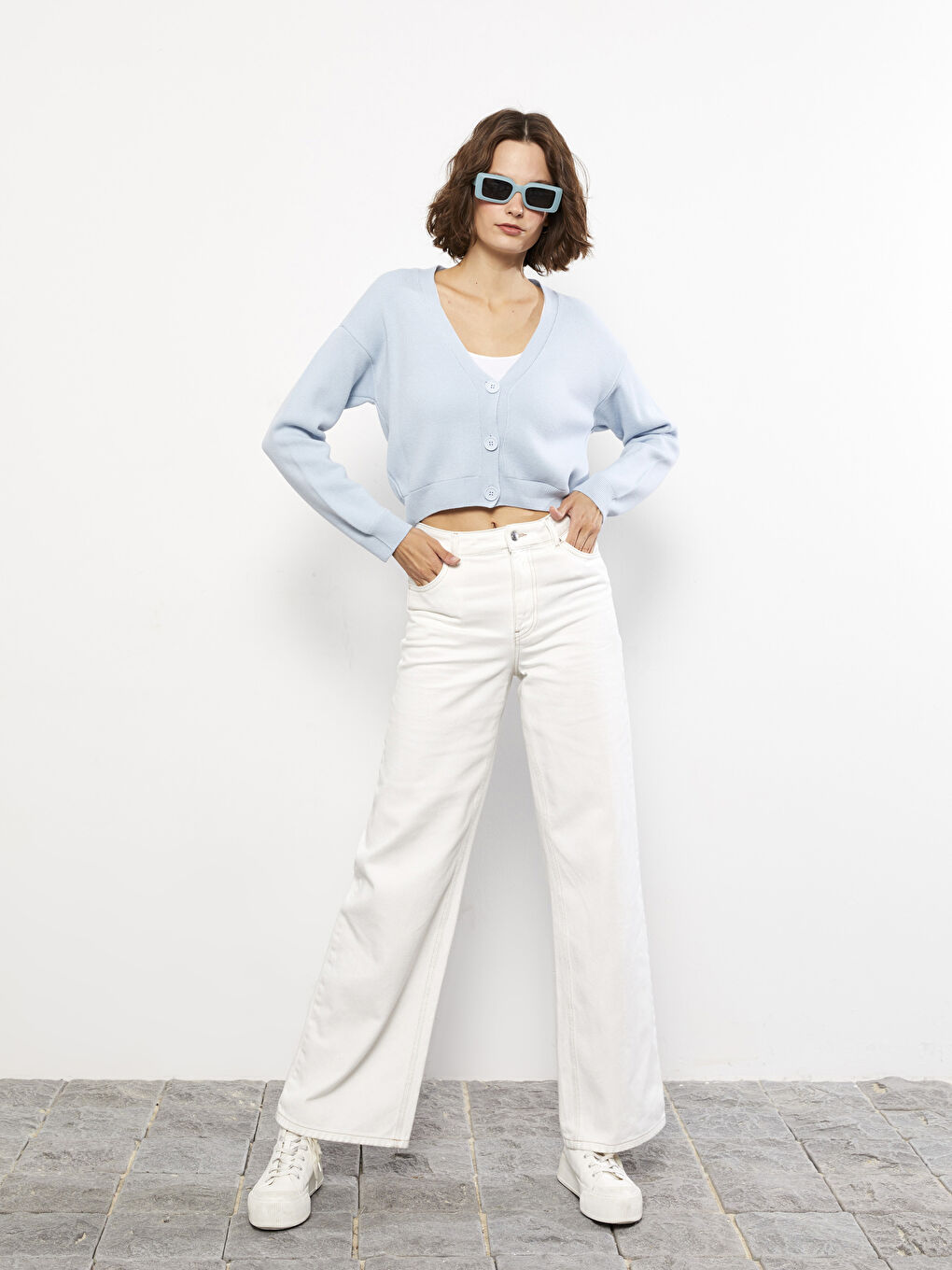 Mavi V Yaka Kadın Triko Hırka-2