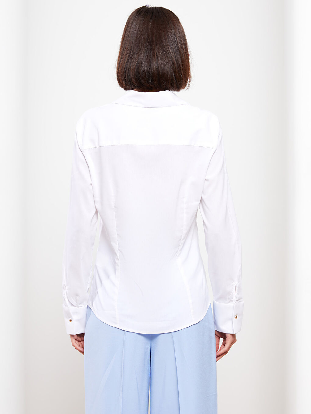 әйелдерге арналған ұзын жеңді түймелі стандартты пішімді жейде-4