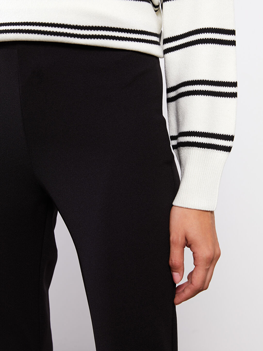 LCW Modest Standard Fit Plain Flared Women's Trousers -W2EY53Z8-RQL