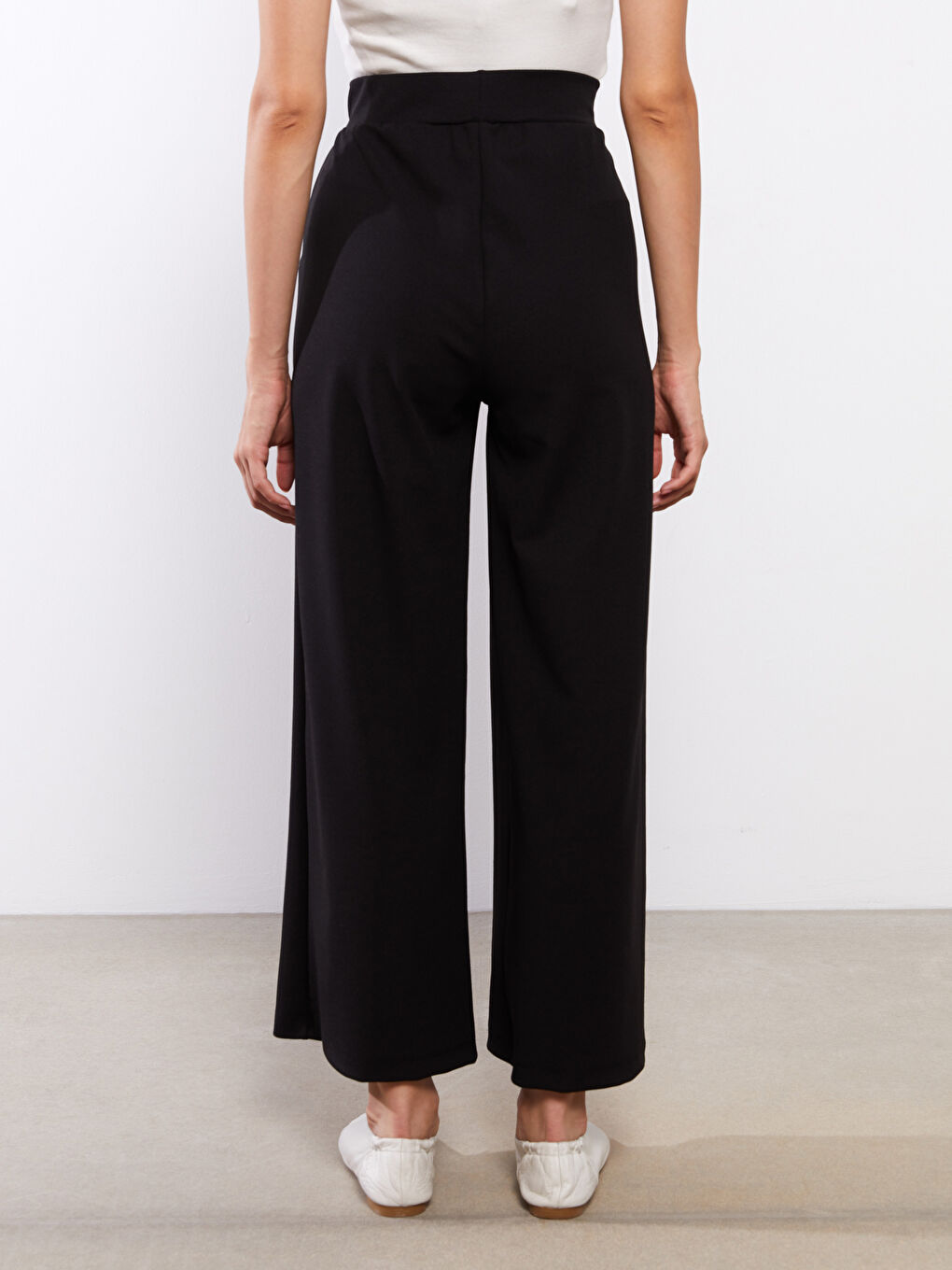 Siyah Kadın Standart Fit Düz Pantolon-4