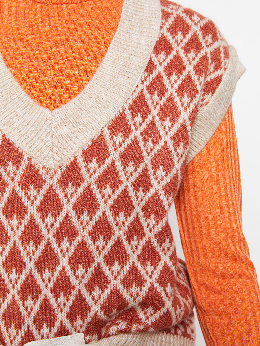 LCWAIKIKI Basic V-Ausschnitt Gemusterter Damen Strickpullover -W2EY86Z8-G5H