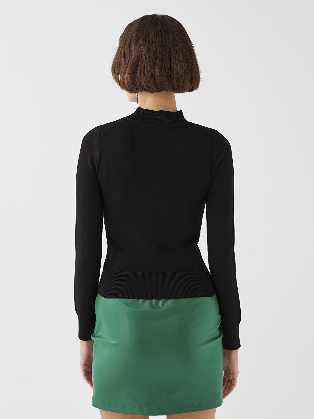 Siyah Dik Yaka Kadın Triko Kazak-4