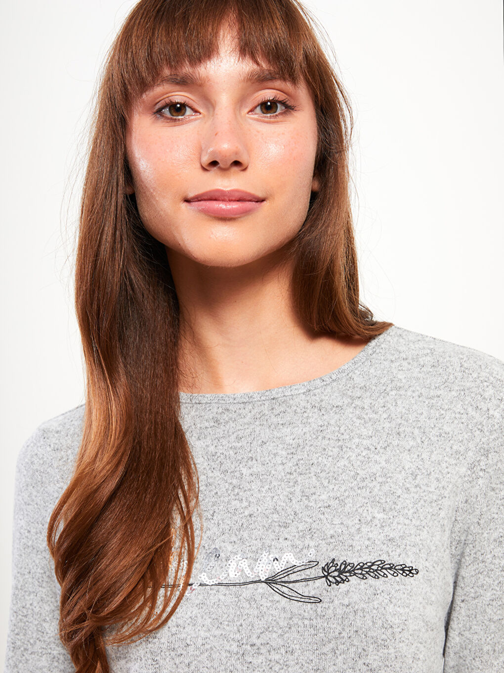 Gri Bisiklet Yaka Baskılı Uzun Kollu Kadın Tişört-2