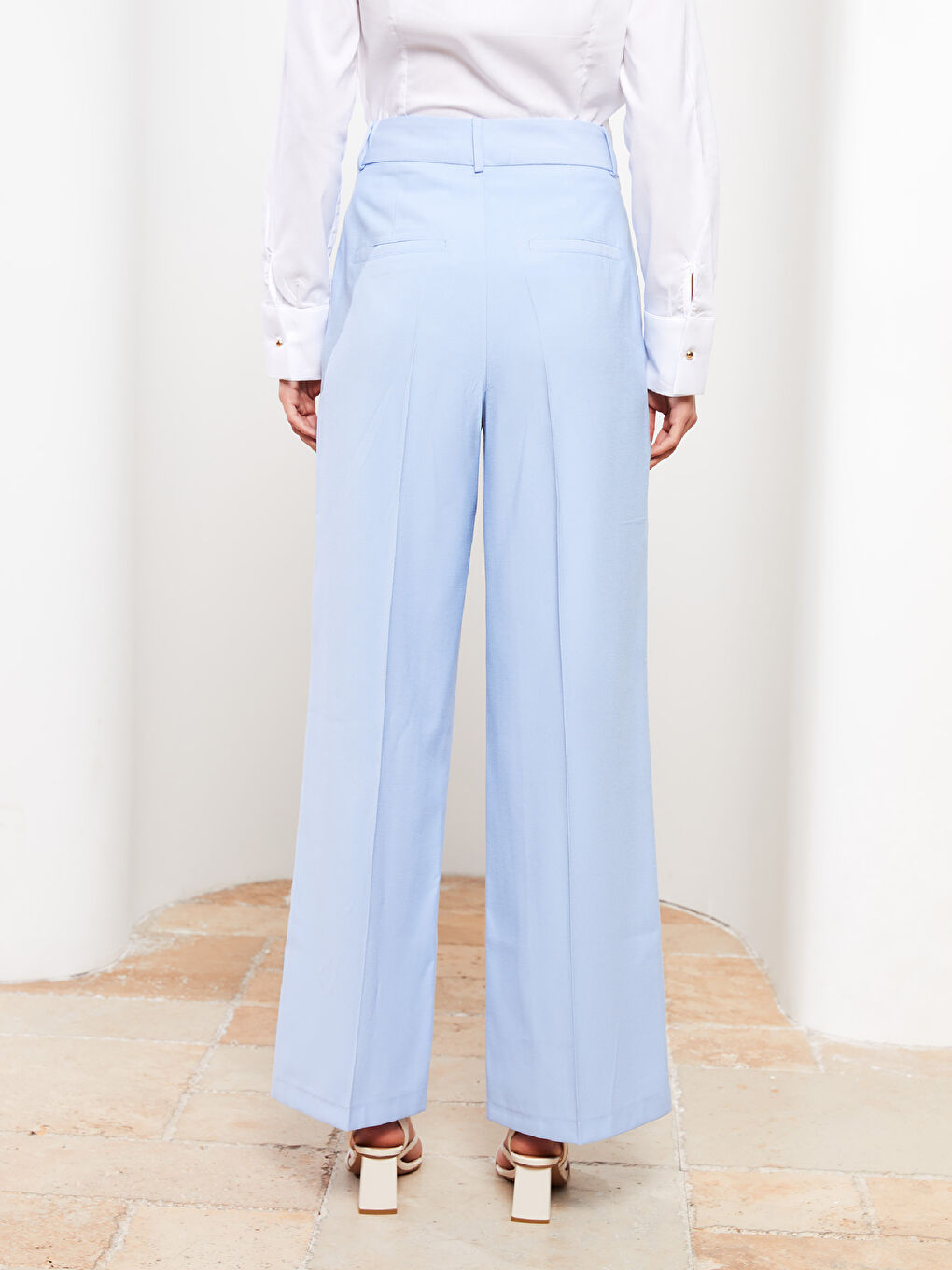 High Waisted Relaxed Fit Regular Women's Trousers-4