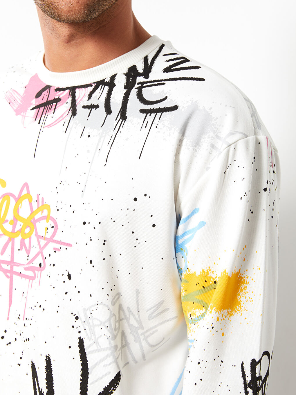 سويت شيرت كم طويل مطبوع بياقة دائرية للرجال-3