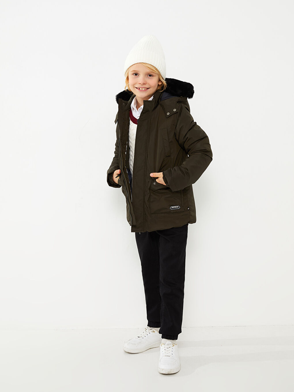Haki Kapüşonlu Basic Erkek Çocuk Mont-1
