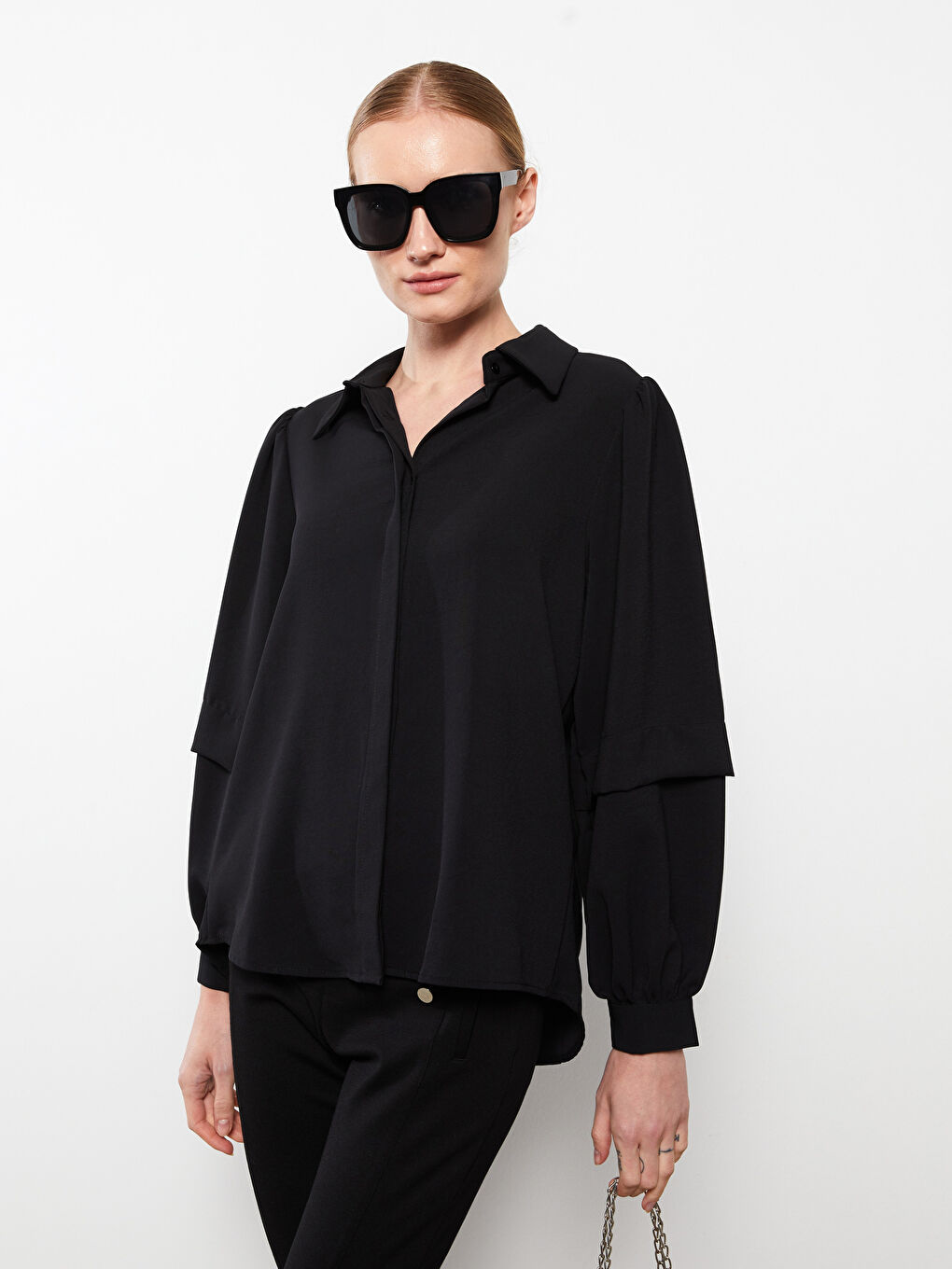 قميص اسود نساء