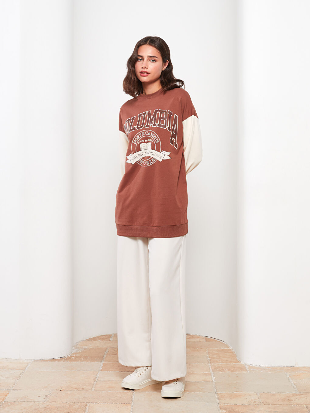 Kahverengi Bisiklet Yaka Baskılı Uzun Kollu Oversize Kadın Sweatshirt Tunik-2