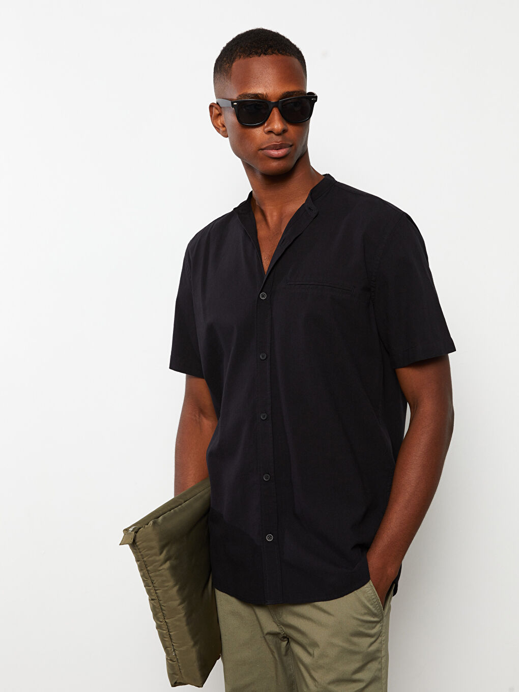 Ерлерге арналған стандартты пішім қысқа жең поплин жейде-1