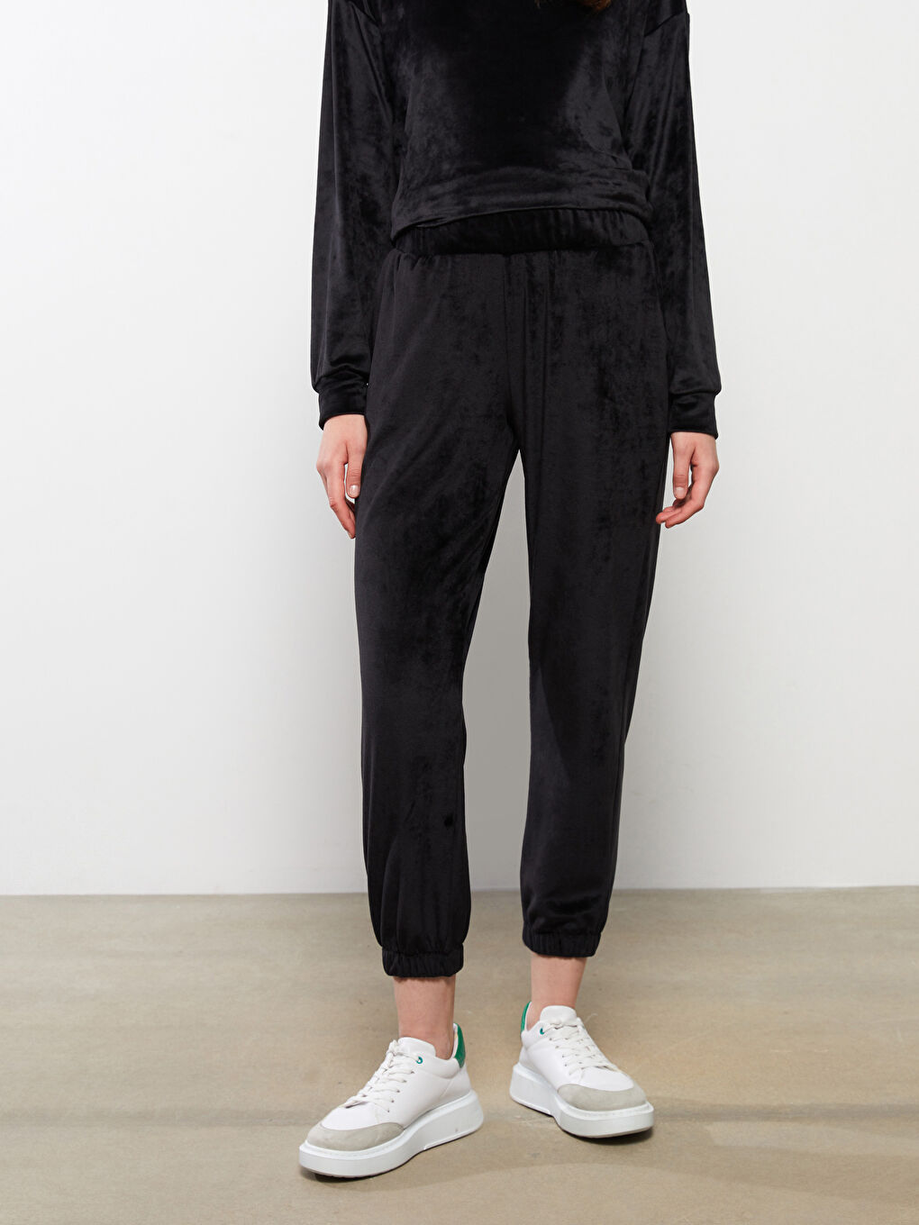 Pantaloni de Trening Gravide din Catifea Simpli cu Talie Elastică și Manșetă Elastică-4