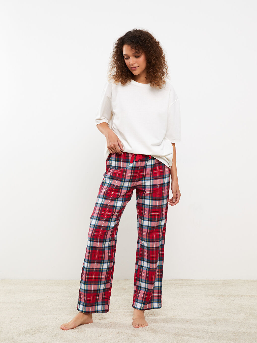 LCW DREAM Elasticated Waist Christmas Themed Women's Pyjama Bottoms -W2FD36Z8-LPA
