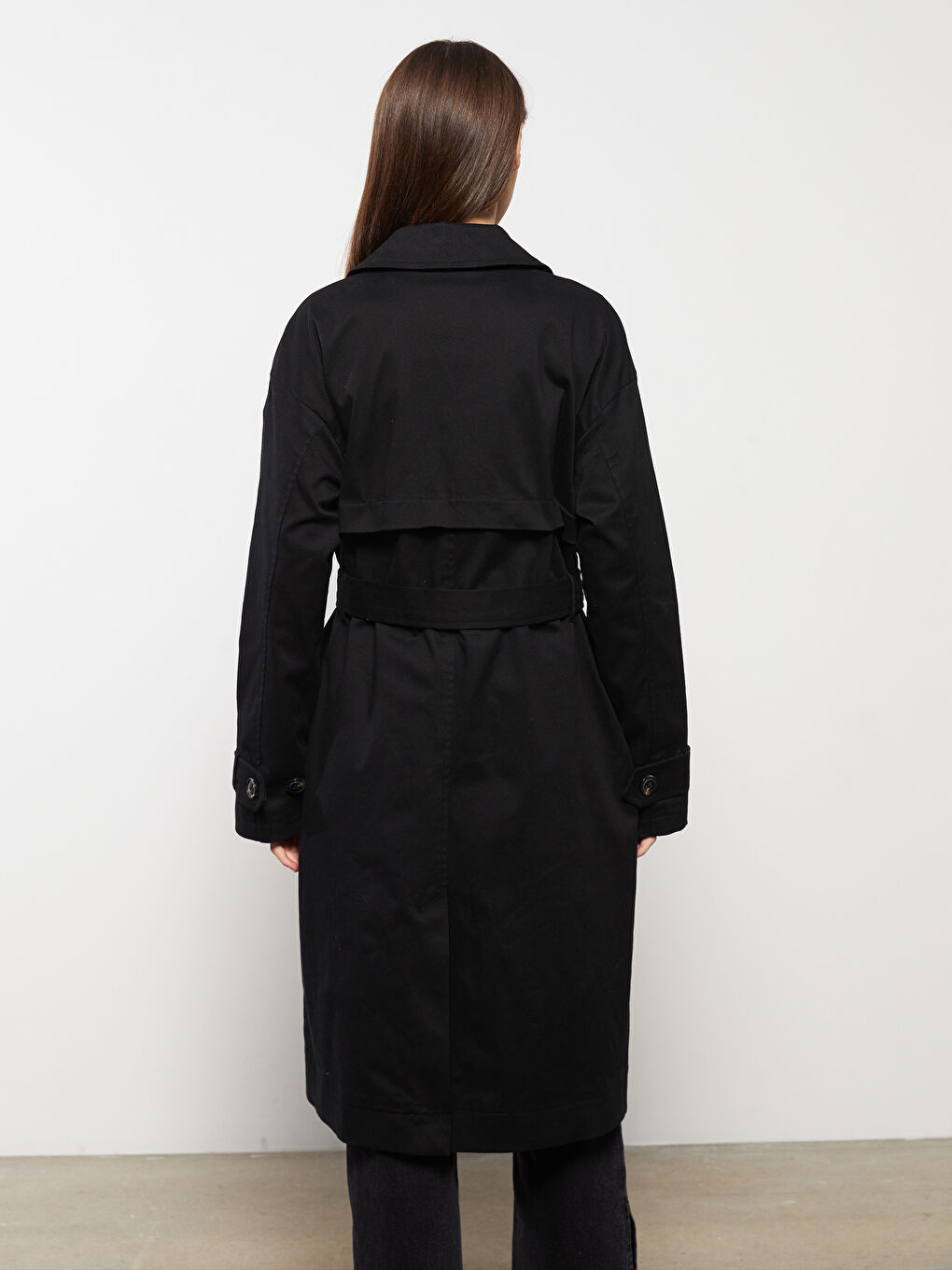 Siyah Ceket Yaka Düz Uzun Kollu Kadın Trençkot-5